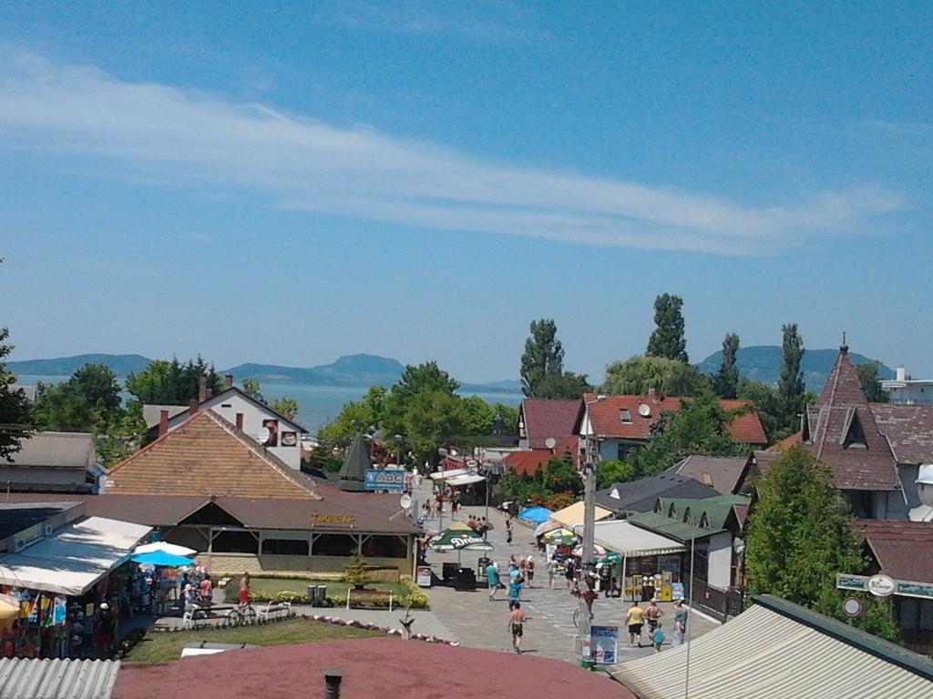 Fenyvesi Trambulinos Nyaralo Balatonfenyves Exterior foto